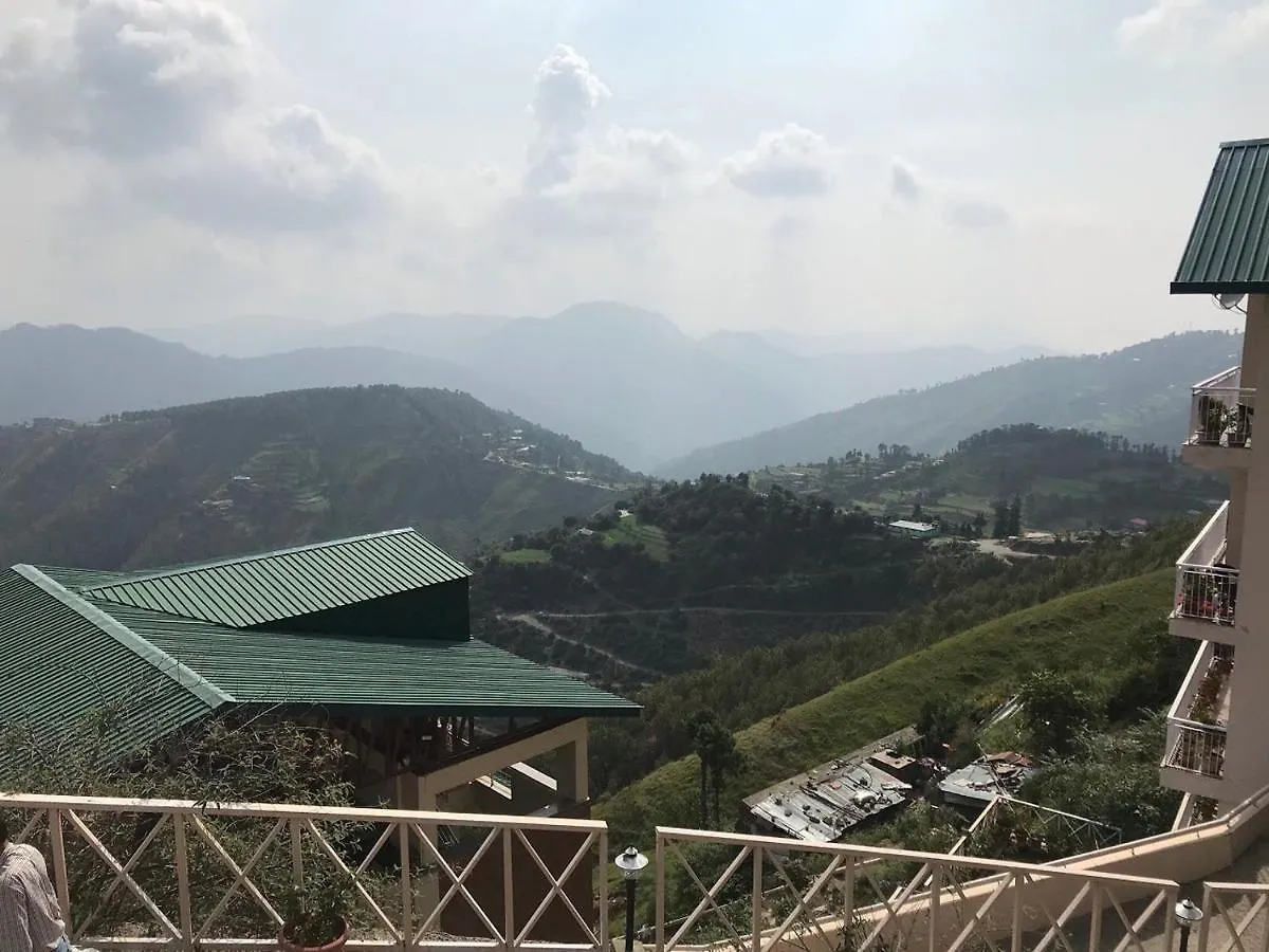 Hostie Aj'S Retreat-3Bhk Condo, Naldehra Shimla 0*,  India
