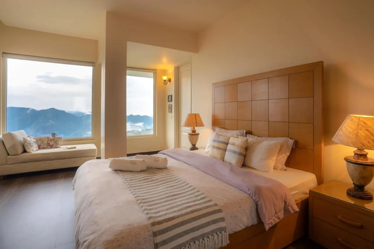 Hostie Aj'S Retreat-3Bhk Condo, Naldehra Shimla India
