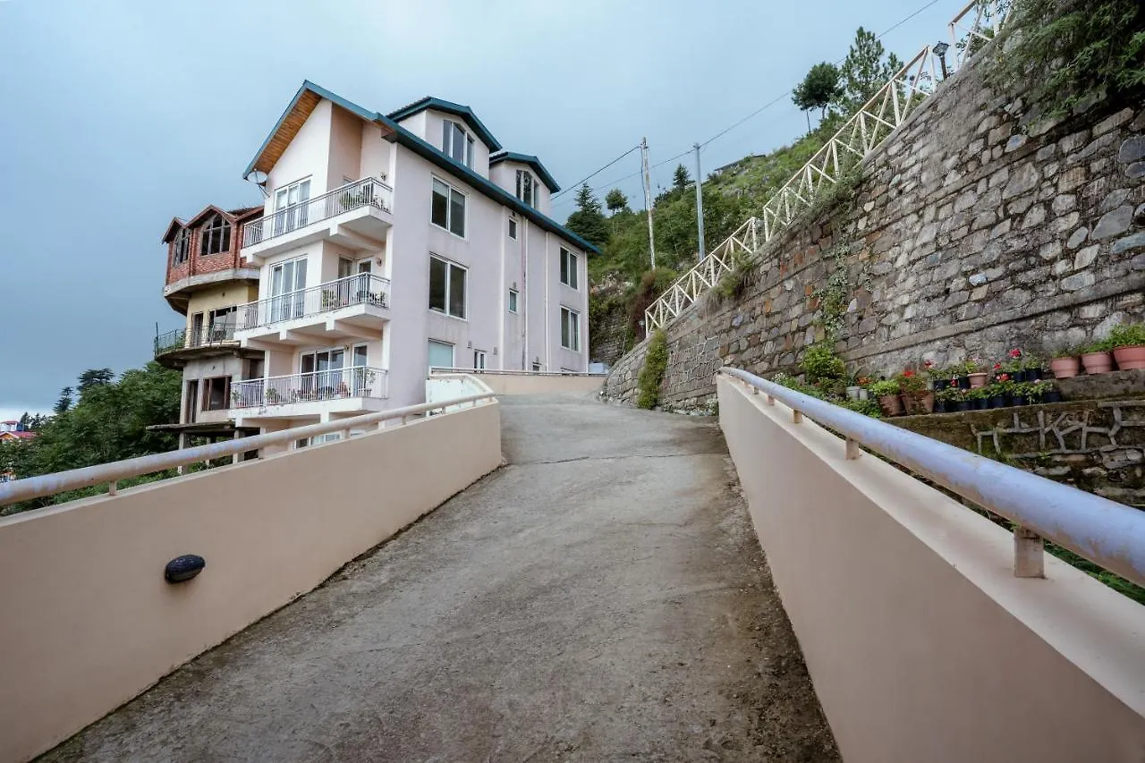 Apartment Hostie Aj'S Retreat-3Bhk Condo, Naldehra Shimla